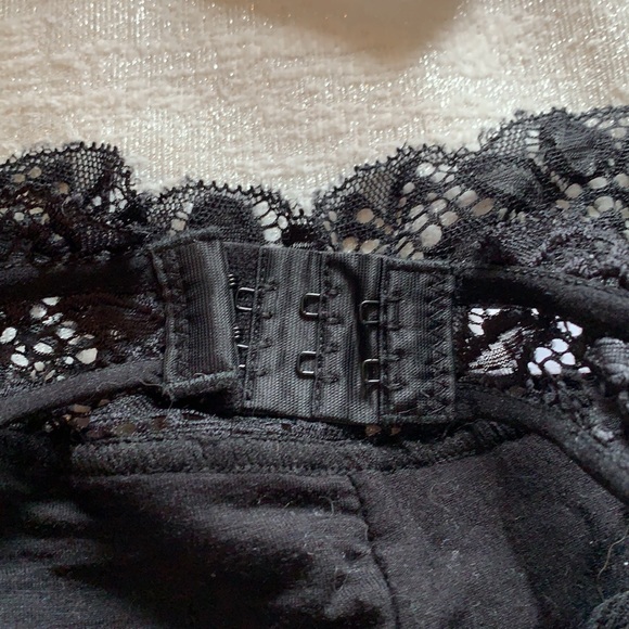 Zenana Outfitters Black Lacefront Bralette - Picture 4 of 7